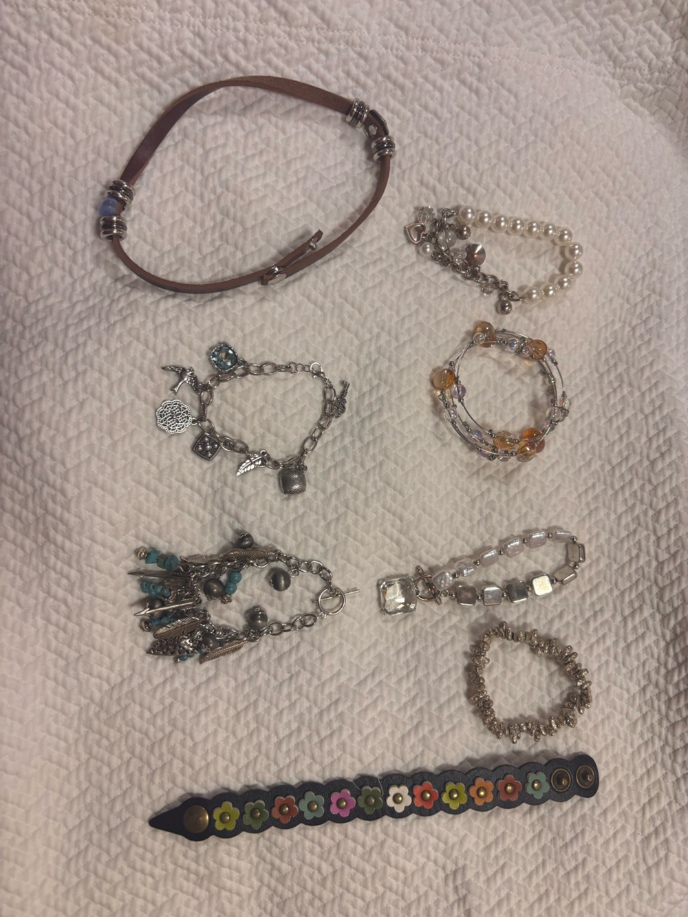 Lot of Paparazzi Jewelry - Picture 7 of 10